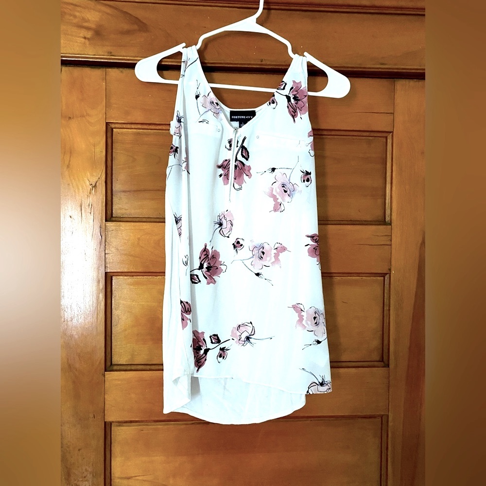 Floral top